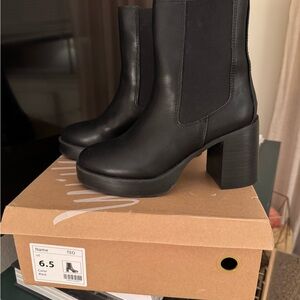 Billini Sleek Black Heeled Boots